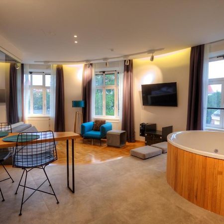 Cardinal Apartments ซาเกร็บ ภายนอก รูปภาพ